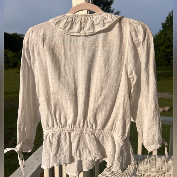 Rue Stiic hemp/cotton blend tie front top. In excellent condition - Picture 3 of 5